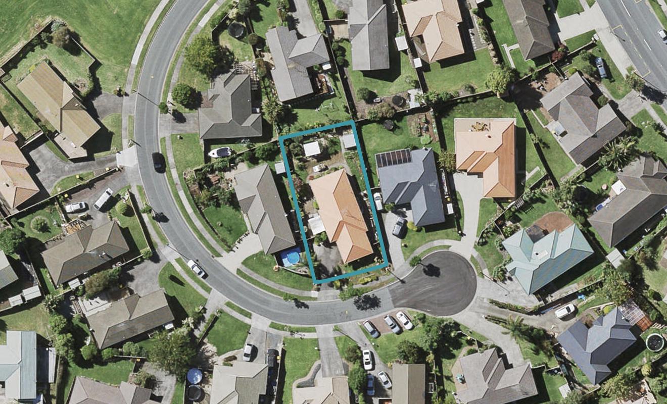 14 Brompton Place, Burswood, Auckland - Carousel 1
