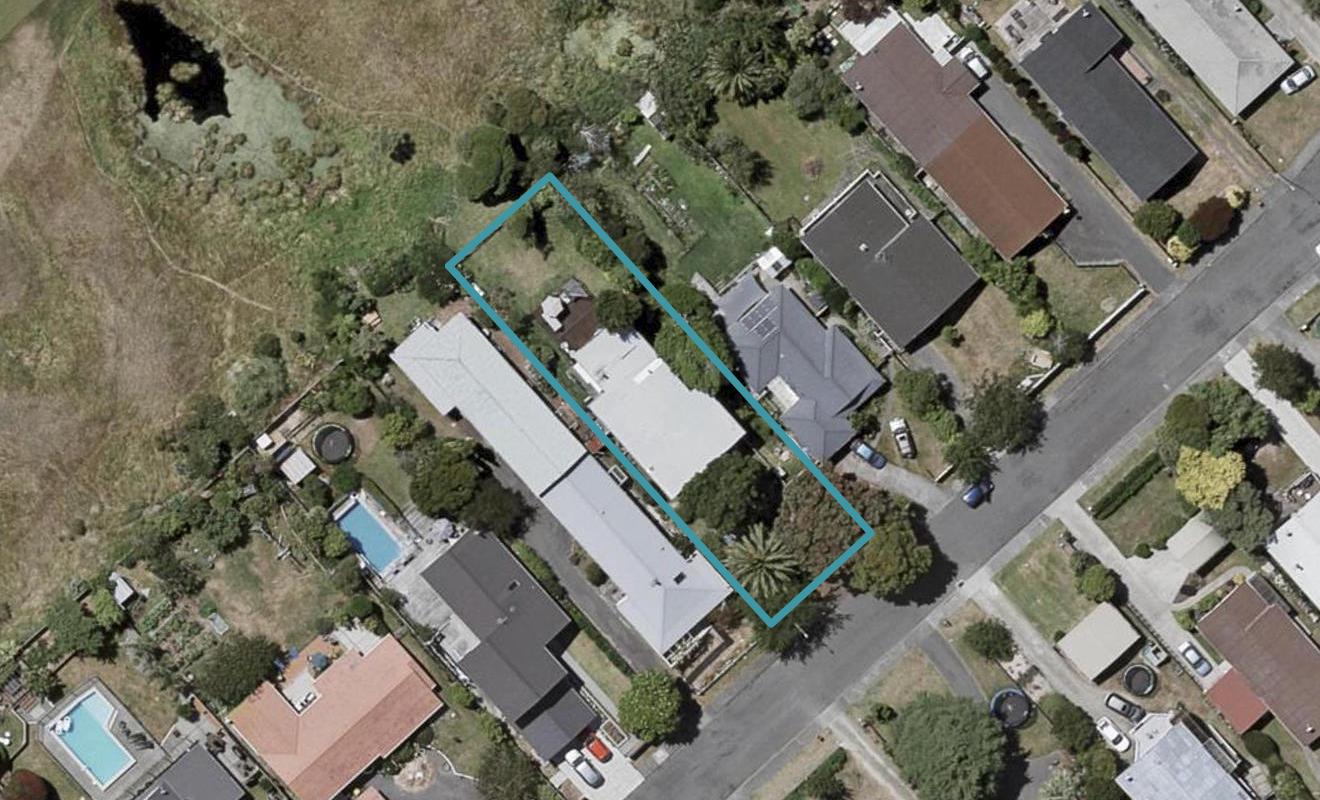 47 Callender Terrace, Paraparaumu Beach, Paraparaumu - Carousel 1