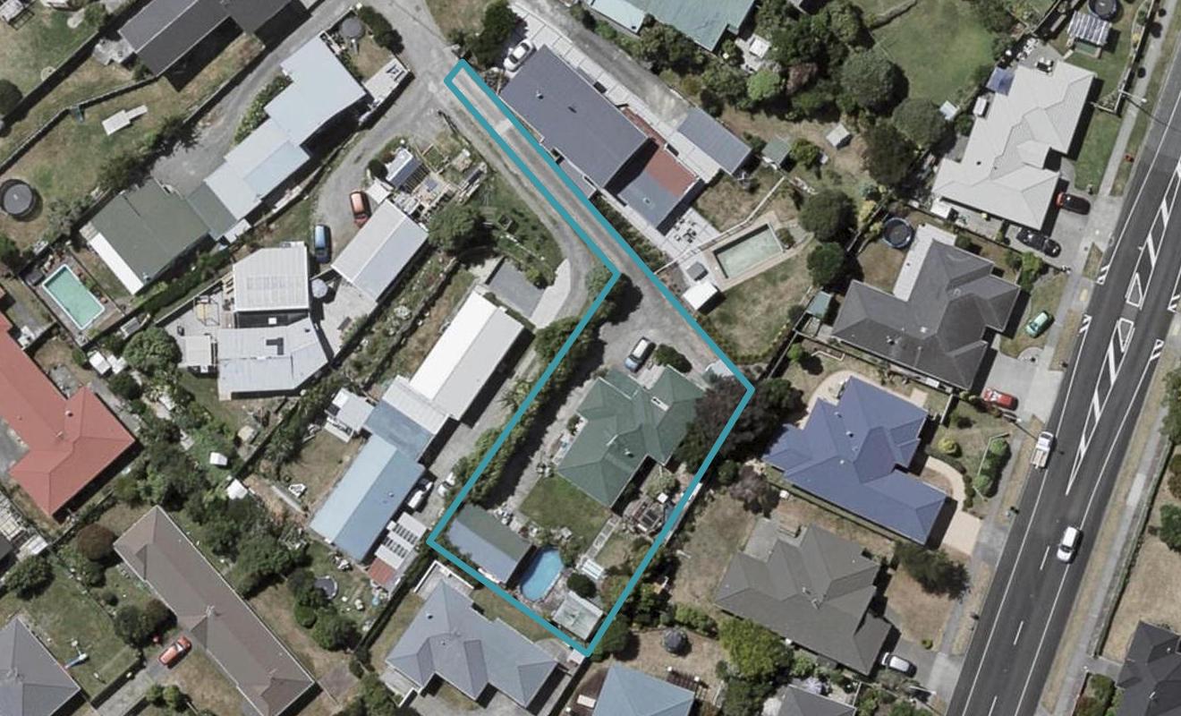 112 Martin Road, Paraparaumu Beach, Paraparaumu - Carousel 1