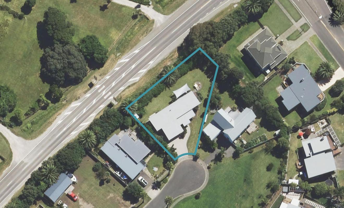 9 Ocean Park, Wainui, Gisborne - Carousel 1