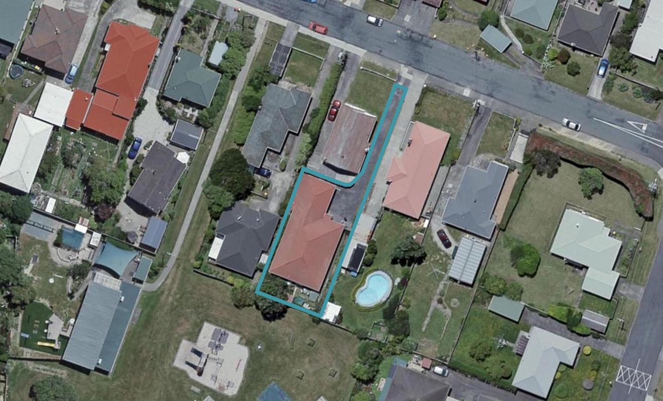 16A Mexted Terrace, Tawa, Wellington - Carousel 1