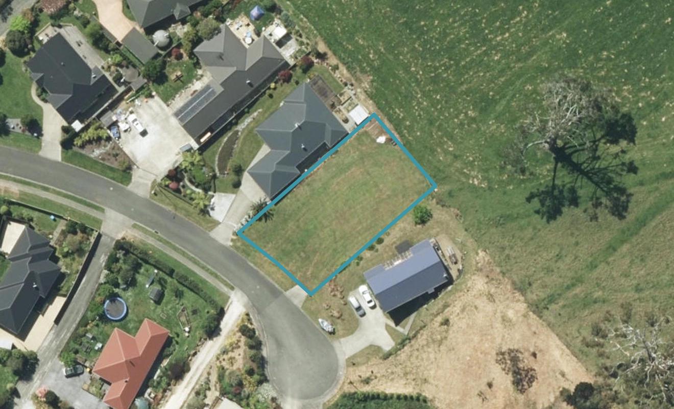 25 Arapeta Place, Takaka - Carousel 1