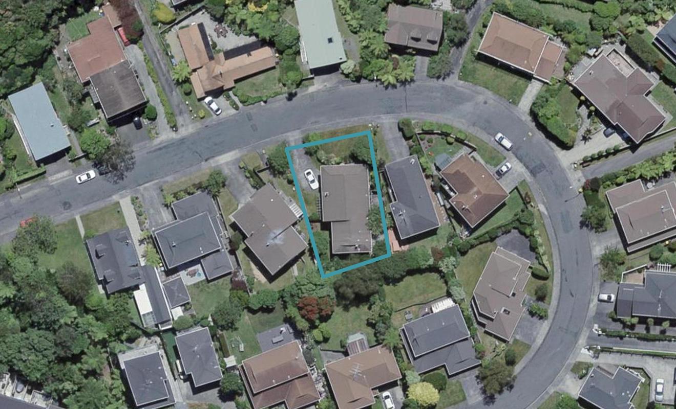 22 Thatcher Crescent, Crofton Downs, Wellington - Carousel 1