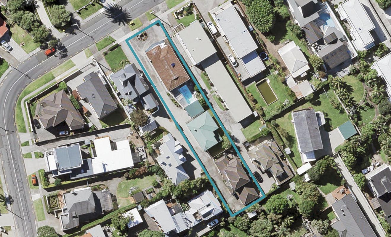 1/48 Takutai Avenue, Half Moon Bay, Auckland - Carousel 1