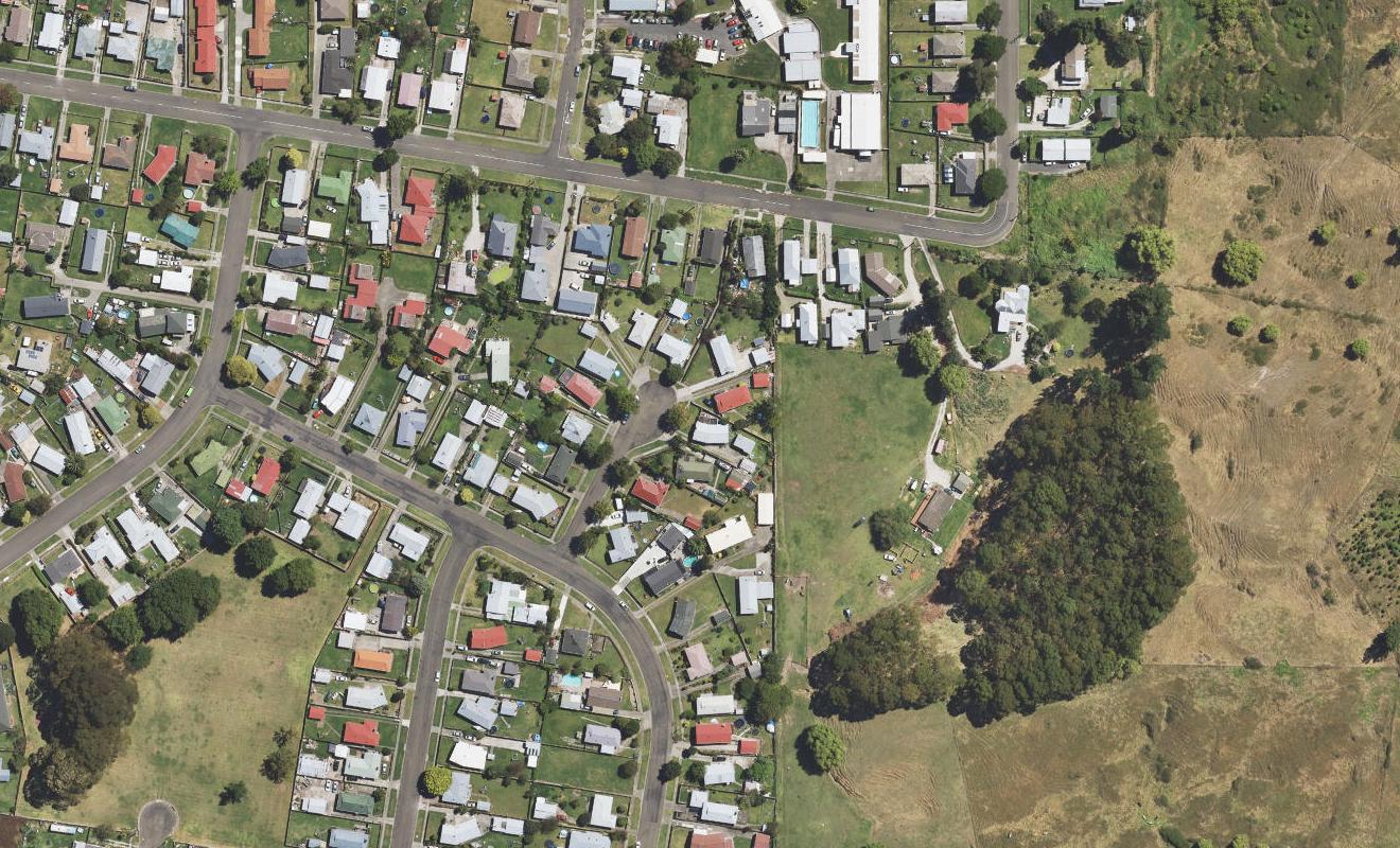 7 Dennis Street, Outer Kaiti, Gisborne - Carousel 1