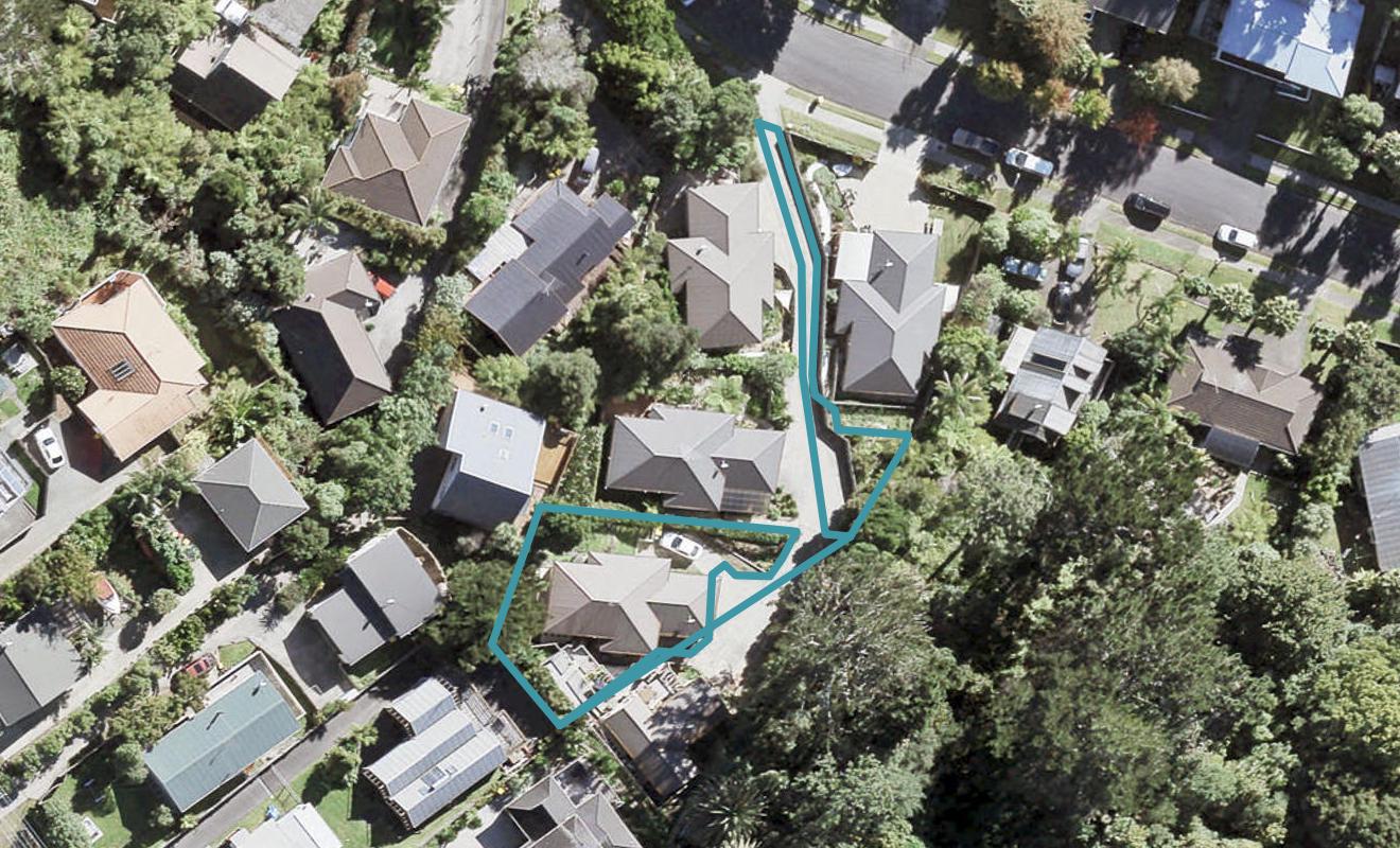 60C Topliss Drive, Northcross, Auckland - Carousel 1
