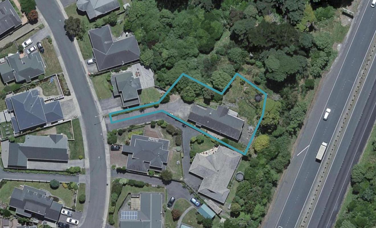 11 Ronald Woolf Place, Churton Park, Wellington - Carousel 1