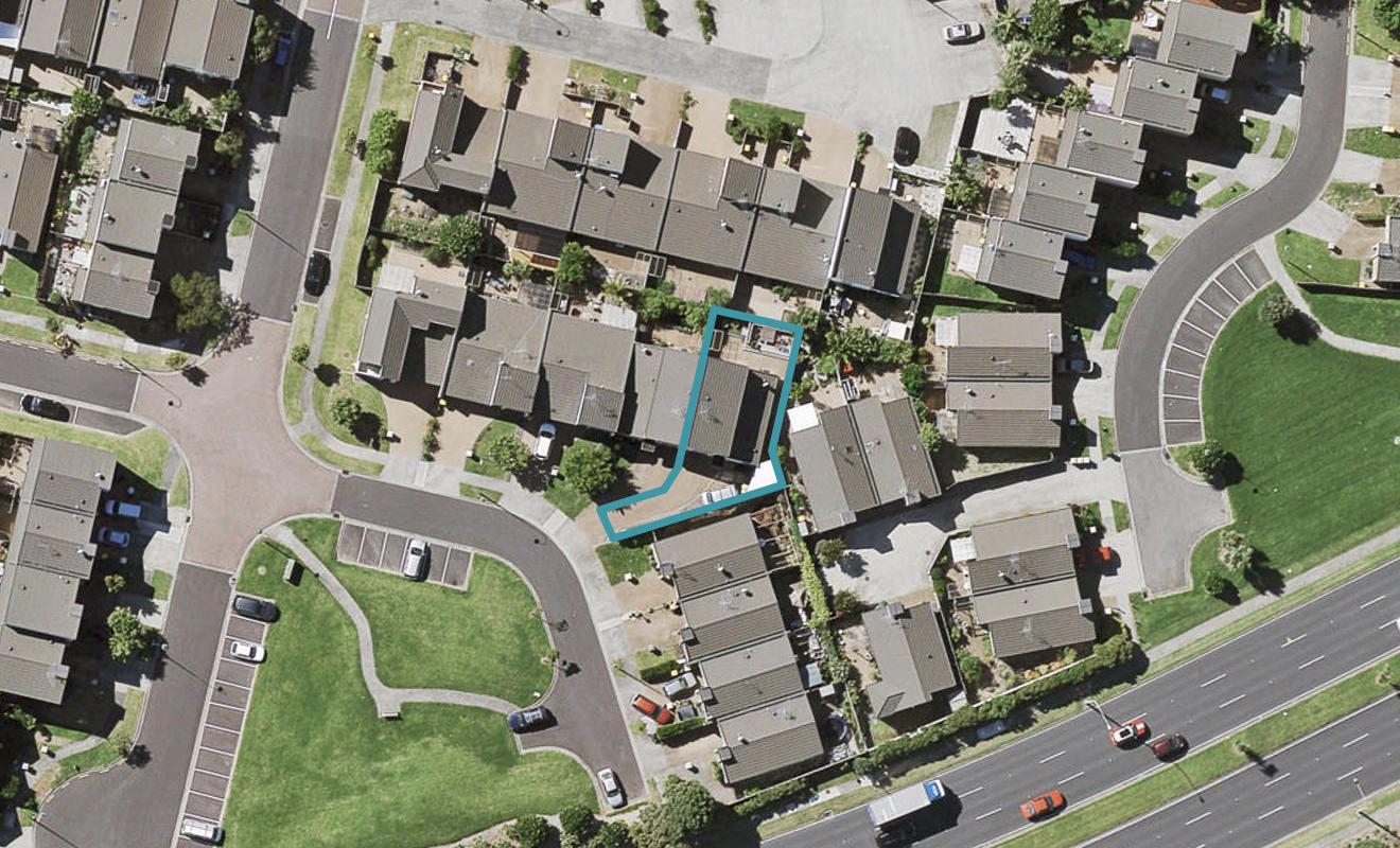 10 Nagle Place, Golflands, Auckland - Carousel 1