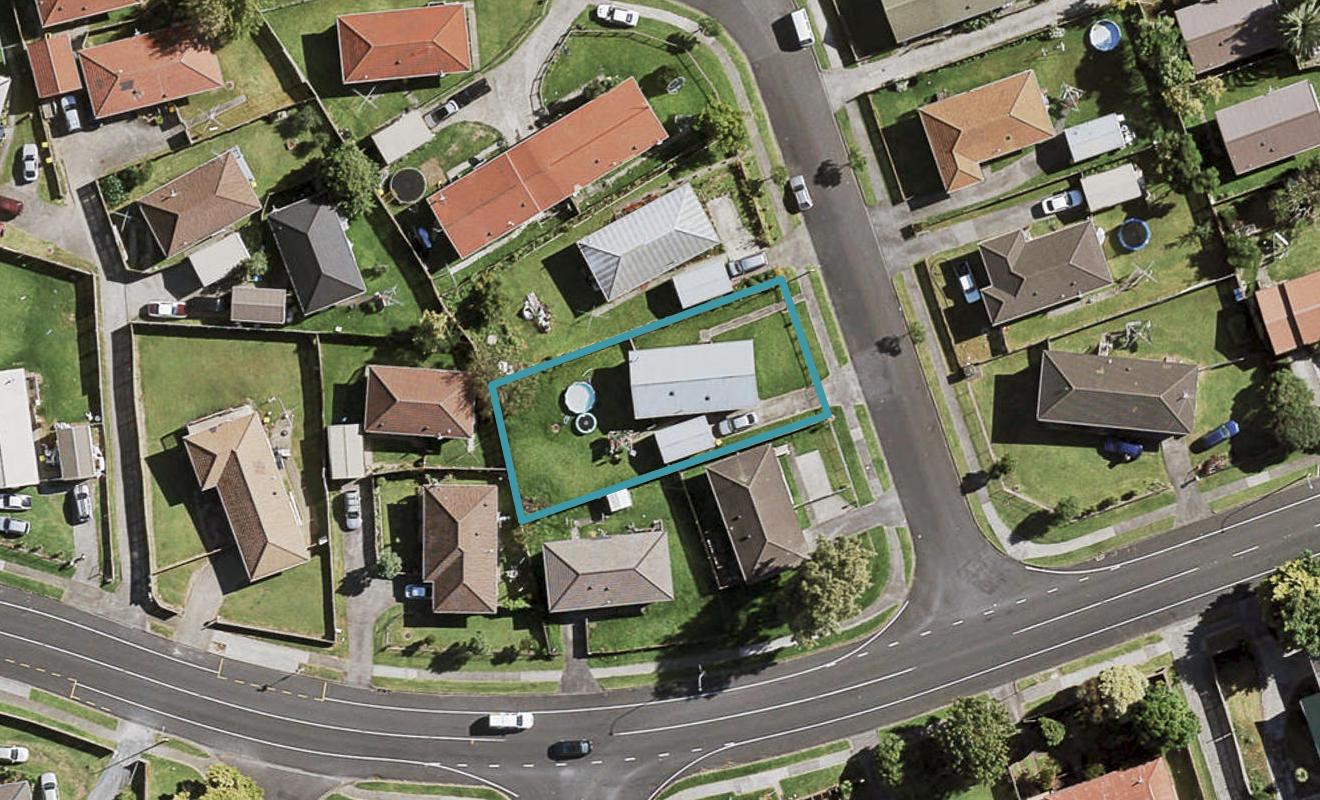 4 Brava Place, Clendon Park, Auckland - Carousel 1