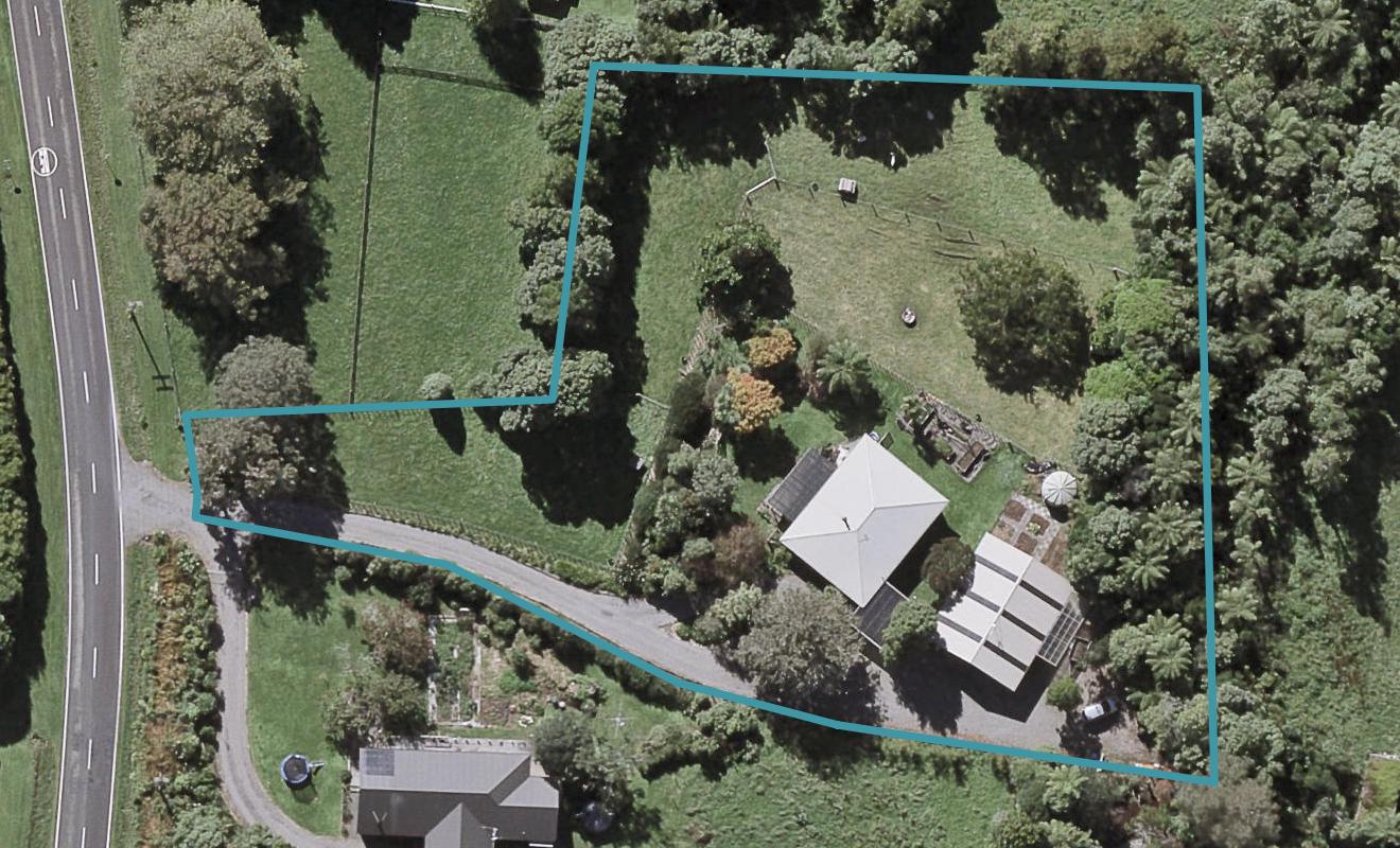 1341 Egmont Road, Egmont Village, Inglewood - Carousel 1