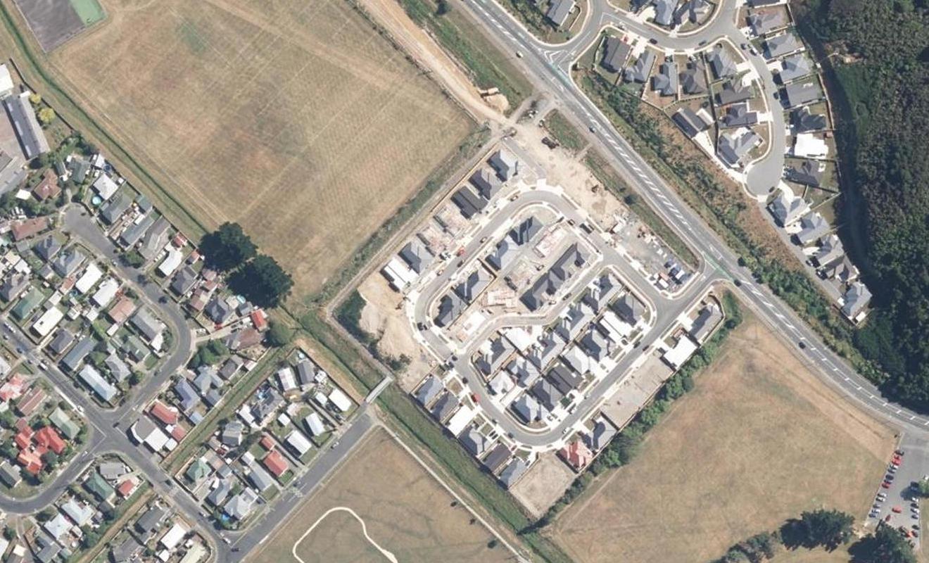 26 Grovedale Square, Wainuiomata, Lower Hutt - Carousel 1