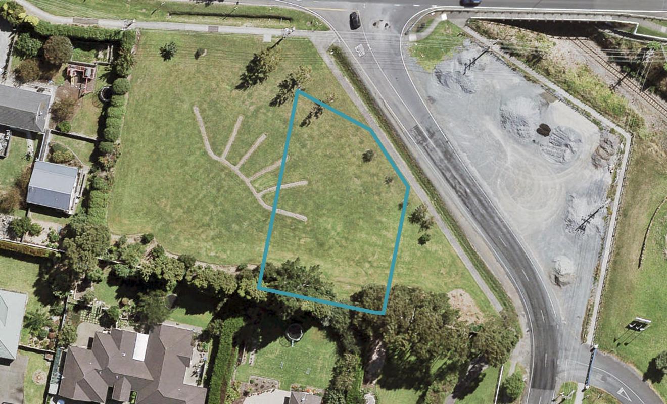 391 Main Road, Huapai, Kumeu - Carousel 1