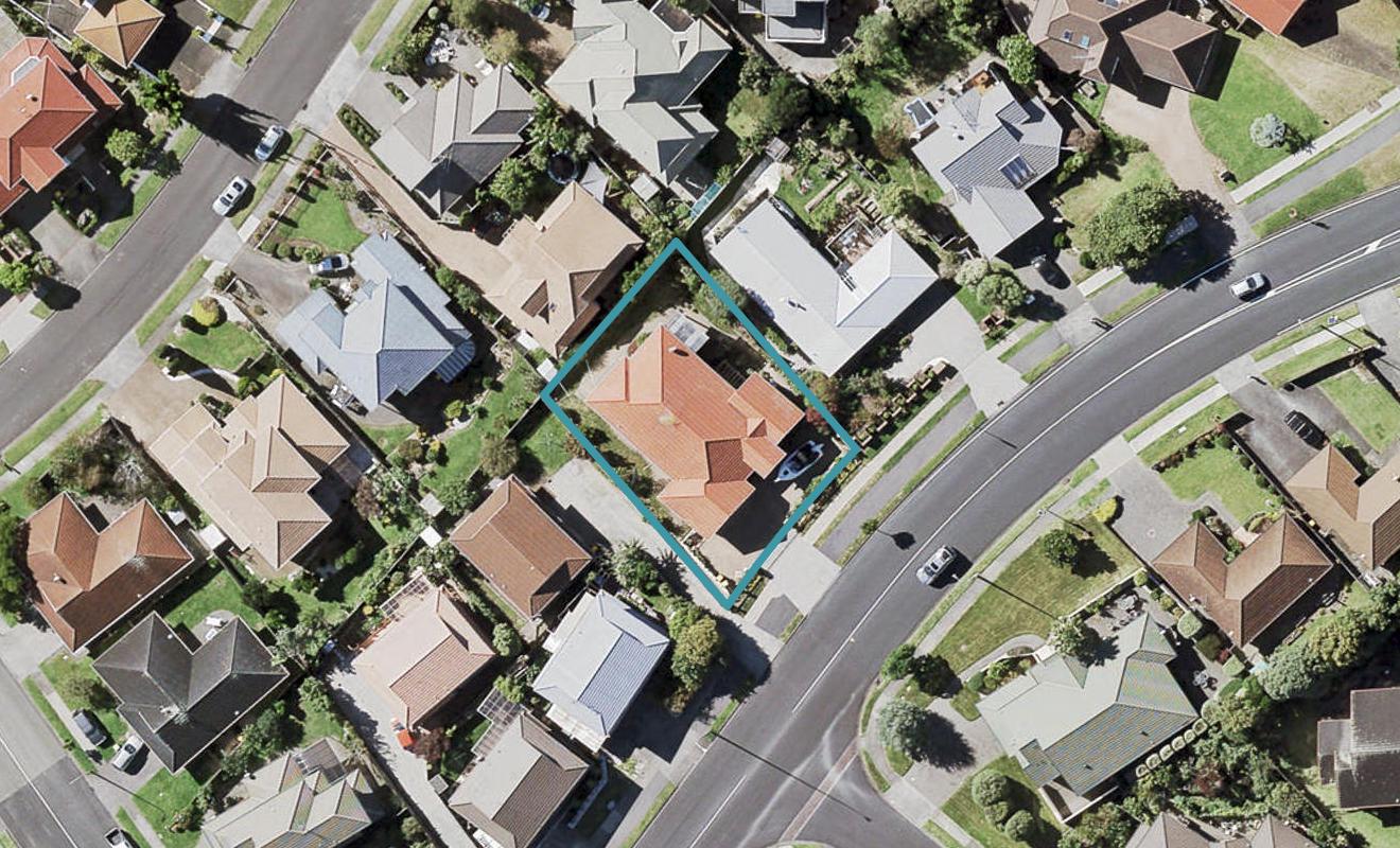 29 Meadowland Drive, Somerville, Auckland - Carousel 1
