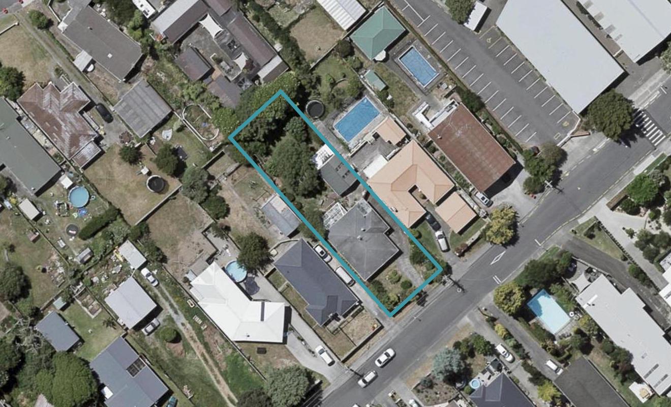 53 Gray Avenue, Paraparaumu Beach, Paraparaumu - Carousel 1