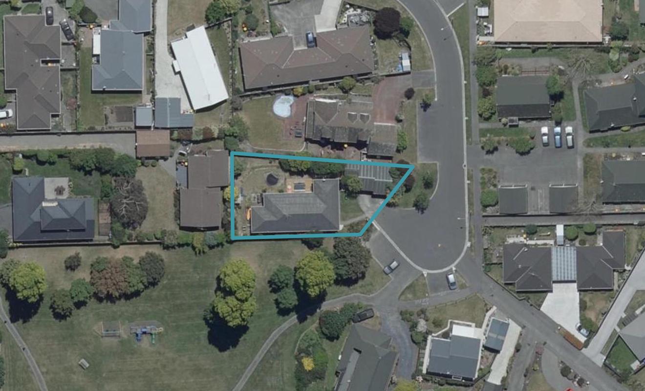 8 Aberfoyle Place, Parklands, Christchurch - Carousel 1