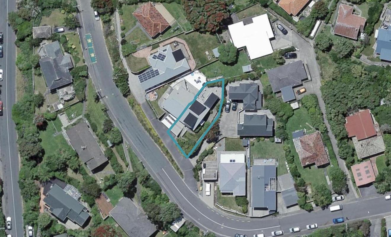 2 Rodney Street, Northland, Wellington - Carousel 1