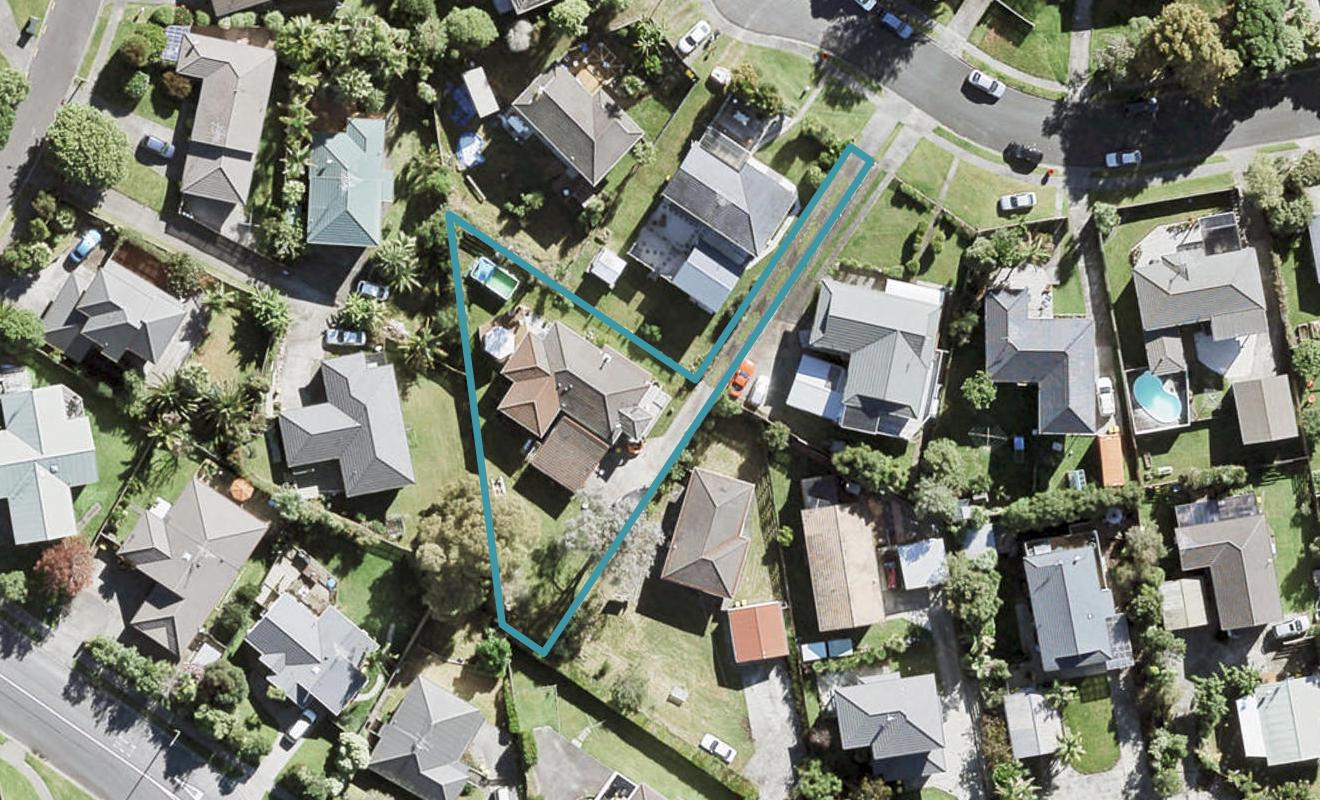 10 Babington Place, Torbay, Auckland - Carousel 1