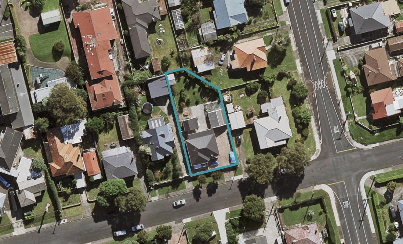 10 Nixon Avenue, Otahuhu, Auckland - Carousel 1