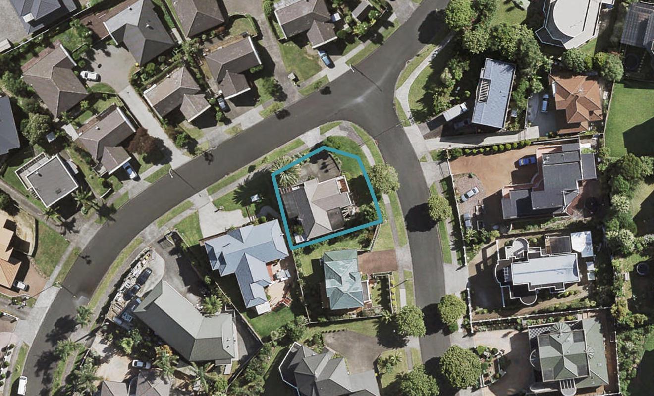 1 Lobelia Rise, Goodwood Heights, Auckland - Carousel 1