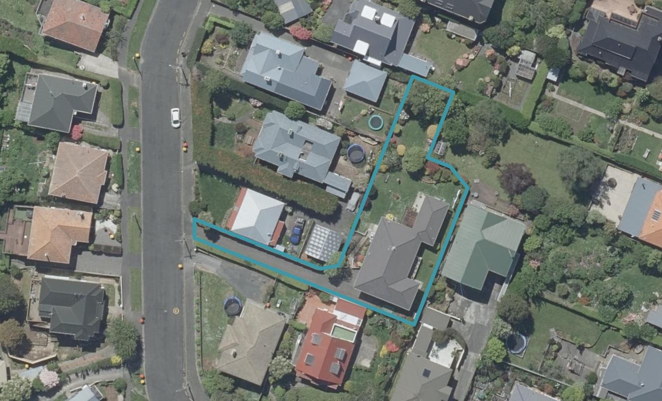 64 Preston Crescent, Belleknowes, Dunedin - Carousel 1