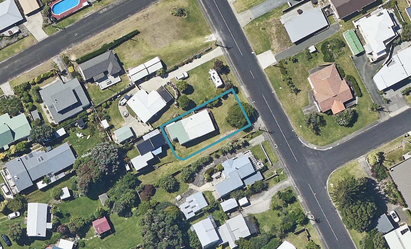0 , Waihi Beach - Carousel 1