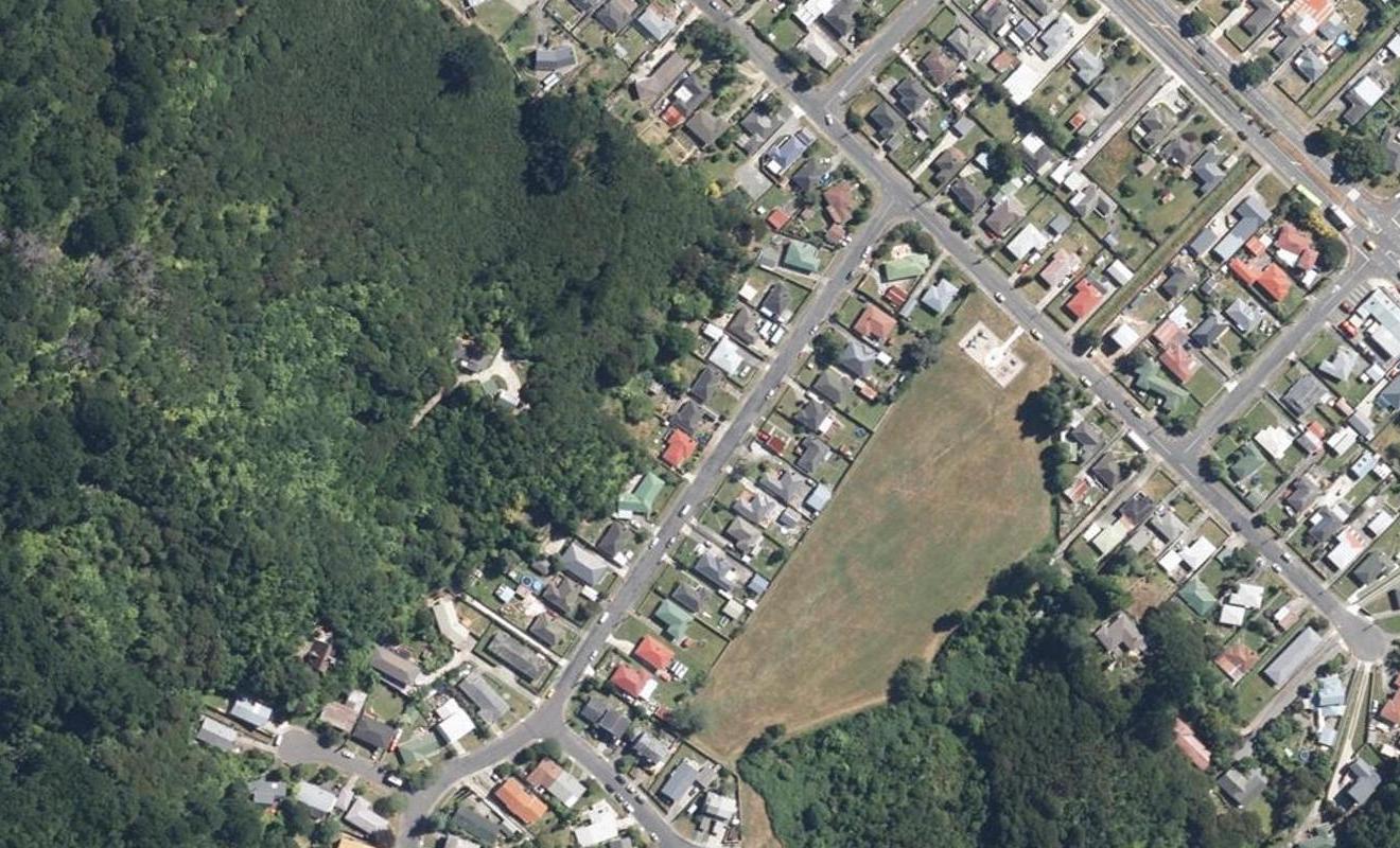 14 Kowhai Street, Wainuiomata, Lower Hutt - Carousel 1