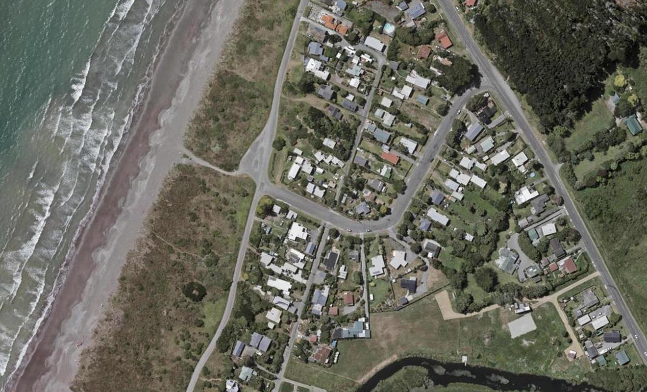 21 Kapiti Lane, Otaki Beach, Otaki - Carousel 1