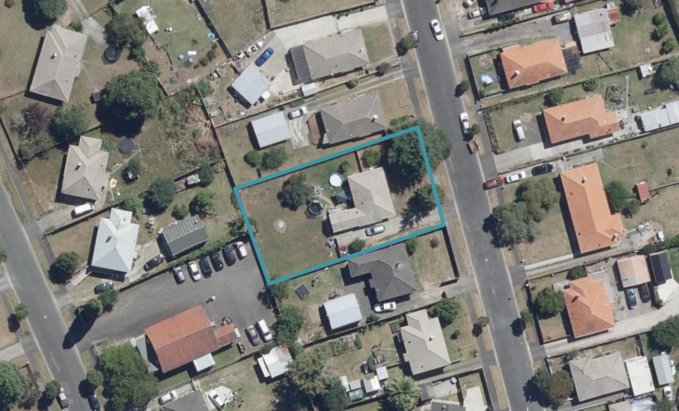 46 Ross Crescent, Fairfield, Hamilton - Carousel 1