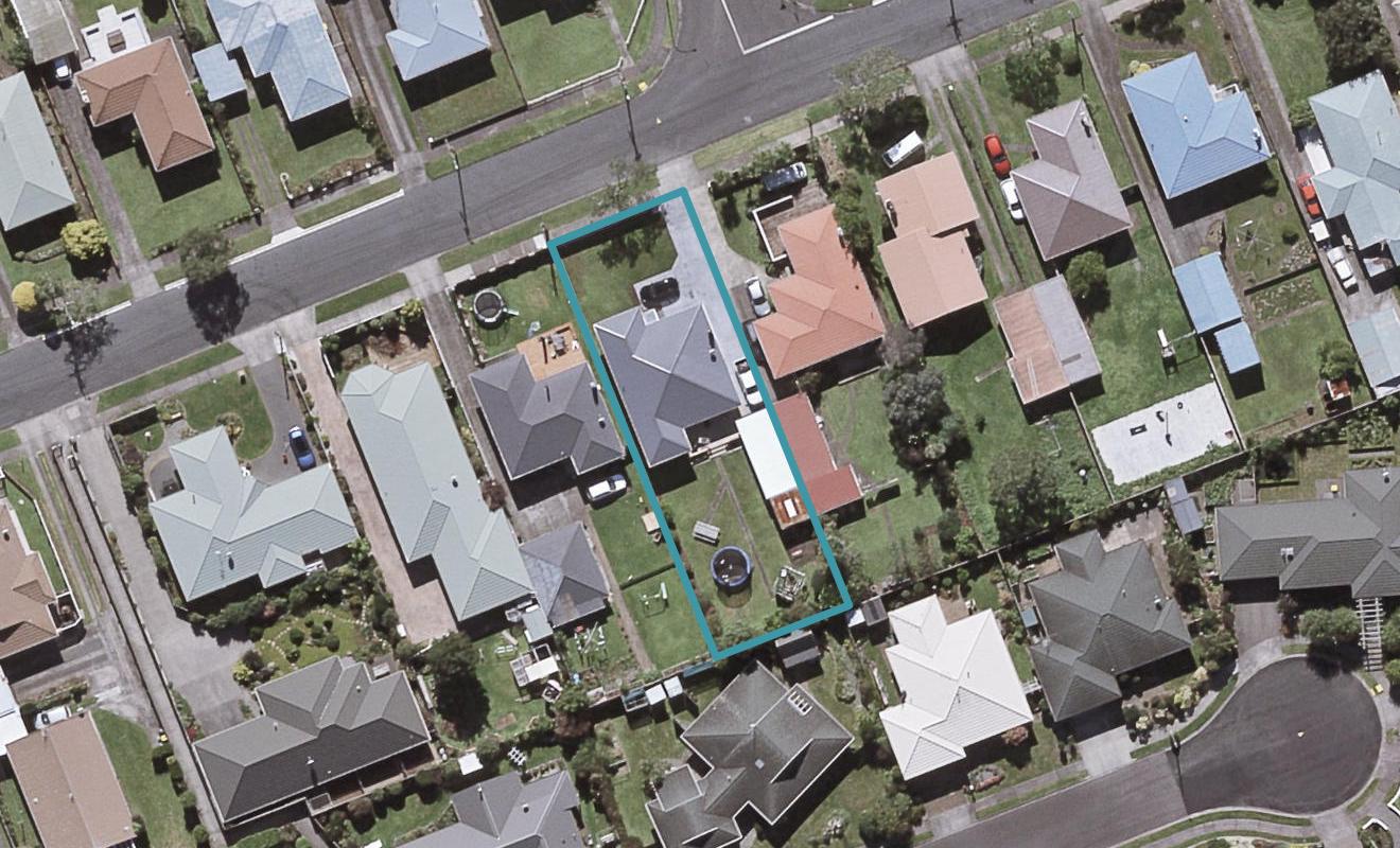 14 Turakina Street, Merrilands, New Plymouth - Carousel 1