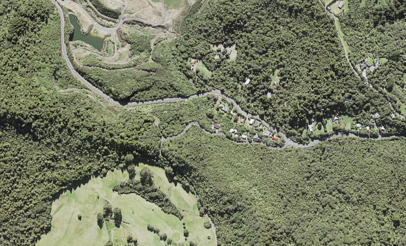 17 Falls Road, Waitakere, Auckland - Carousel 1