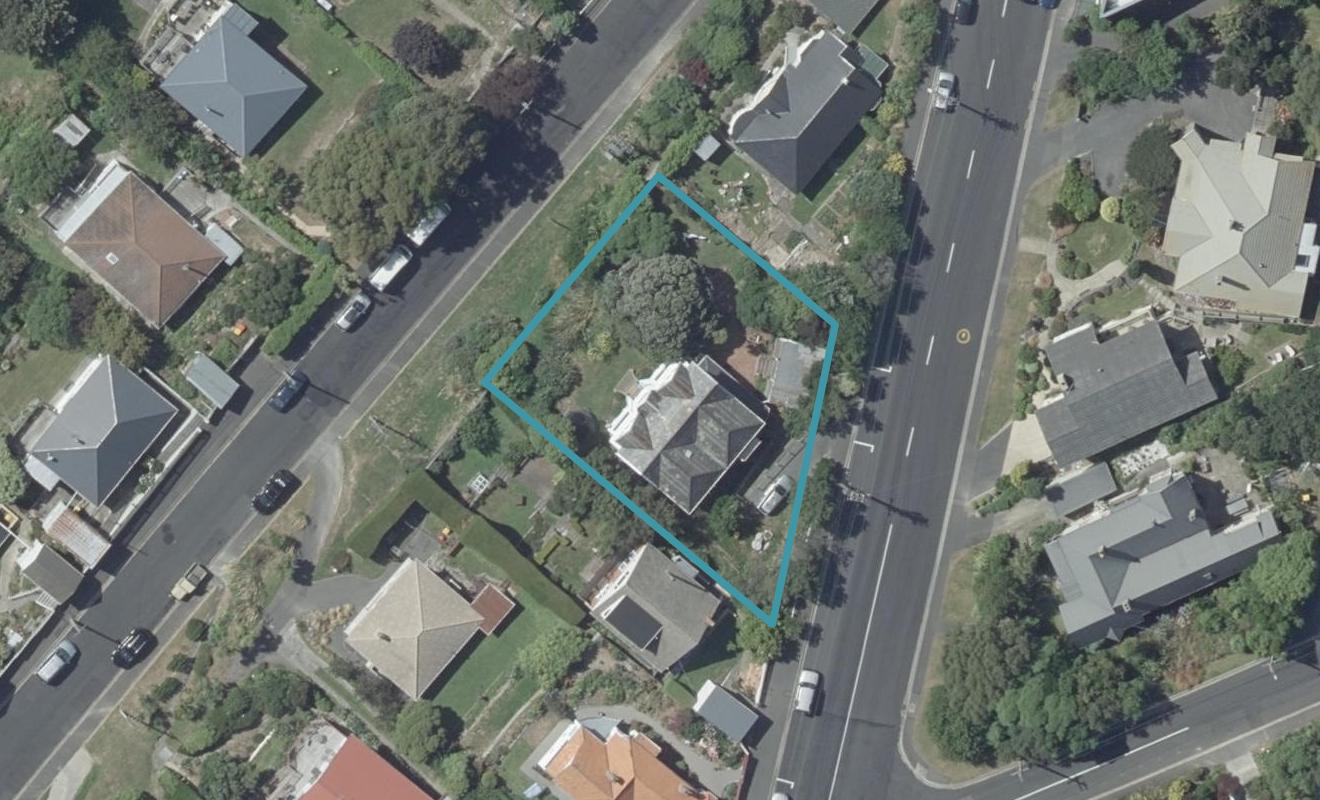 14 Tomahawk Road, Andersons Bay, Dunedin - Carousel 1