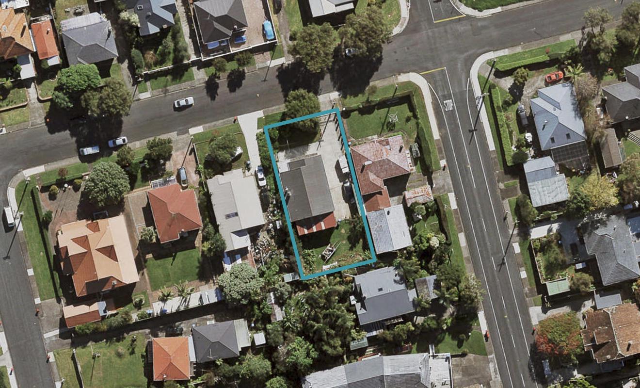 11 Nixon Avenue, Otahuhu, Auckland - Carousel 1
