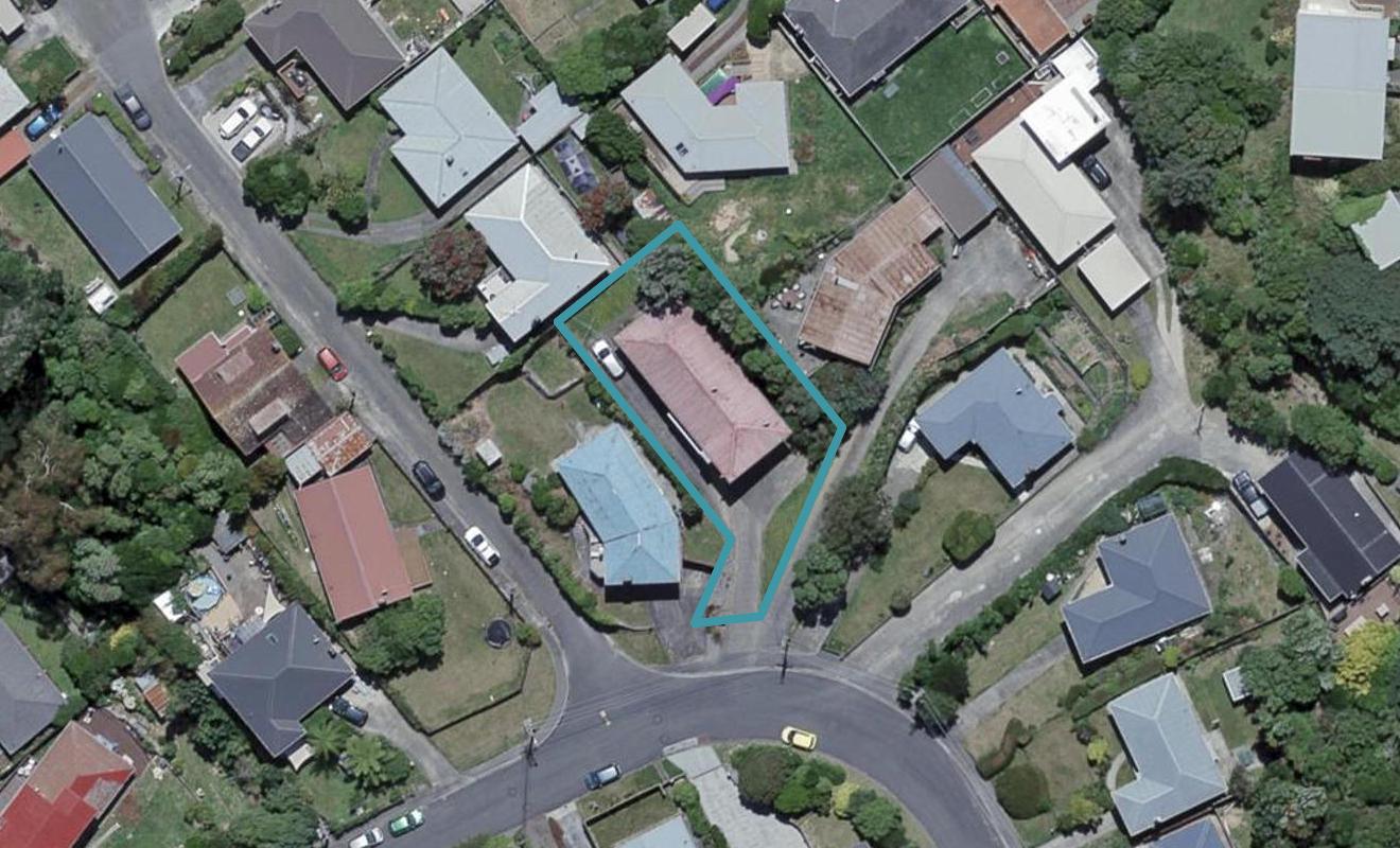 7B Omega Street, Newlands, Wellington - Carousel 1
