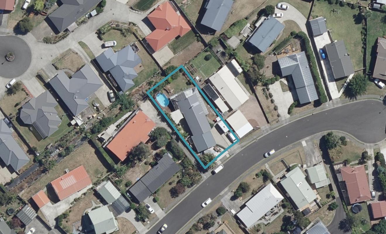 32 Rosehill Place, Nawton, Hamilton - Carousel 1