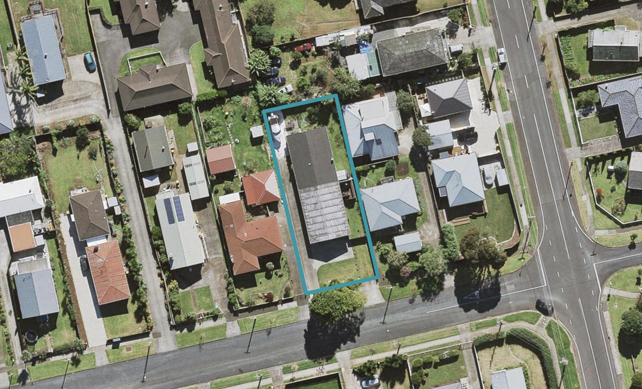 2/21 Miro Road, Mangere Bridge, Auckland - Carousel 1