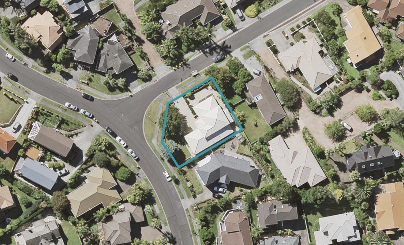 1 Manu Place, Pinehill, Auckland - Carousel 1