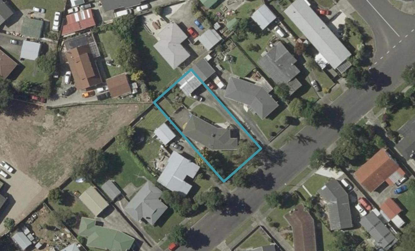 86 Apollo Parade, Milson, Palmerston North - Carousel 1