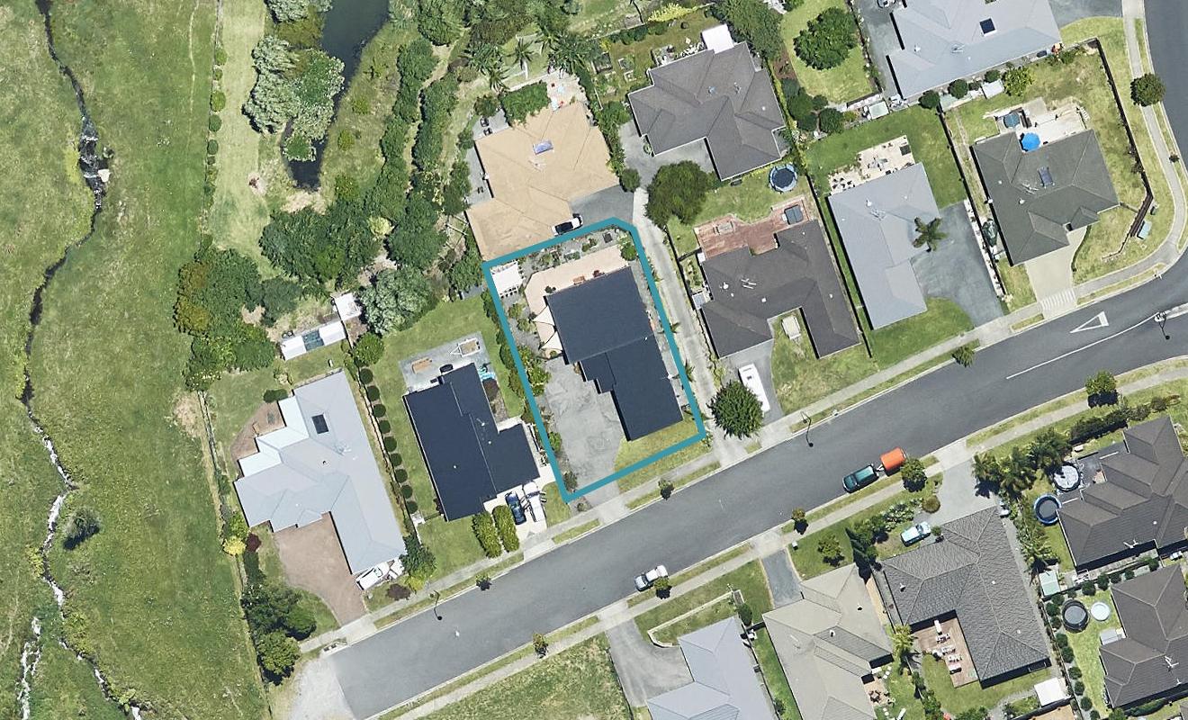 14 Eagle Street, Welcome Bay, Tauranga - Carousel 1