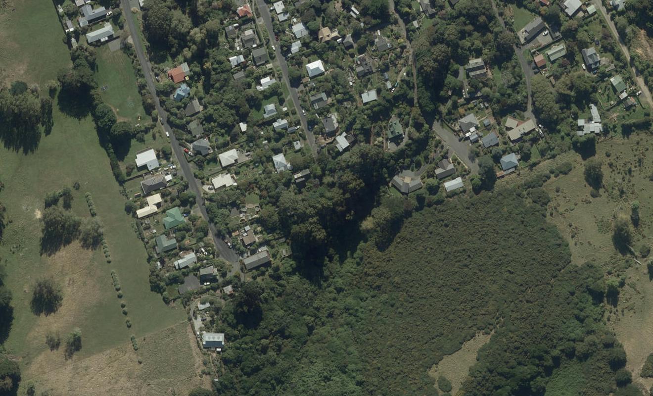 36 Moerangi Street, Broad Bay, Dunedin - Carousel 1