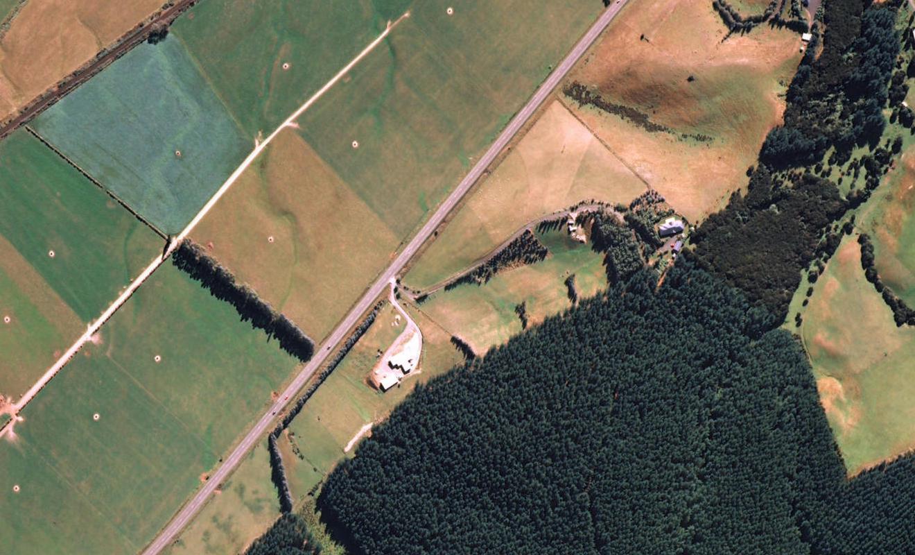1060 Waihola Highway, Waihola - Carousel 1