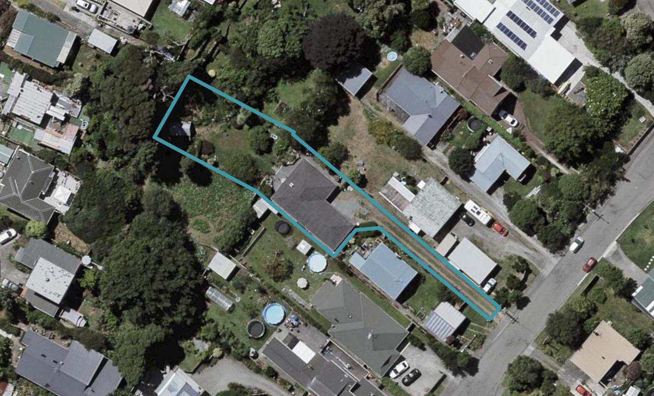 11B Goldsborough Avenue, Raumati Beach, Paraparaumu - Carousel 1