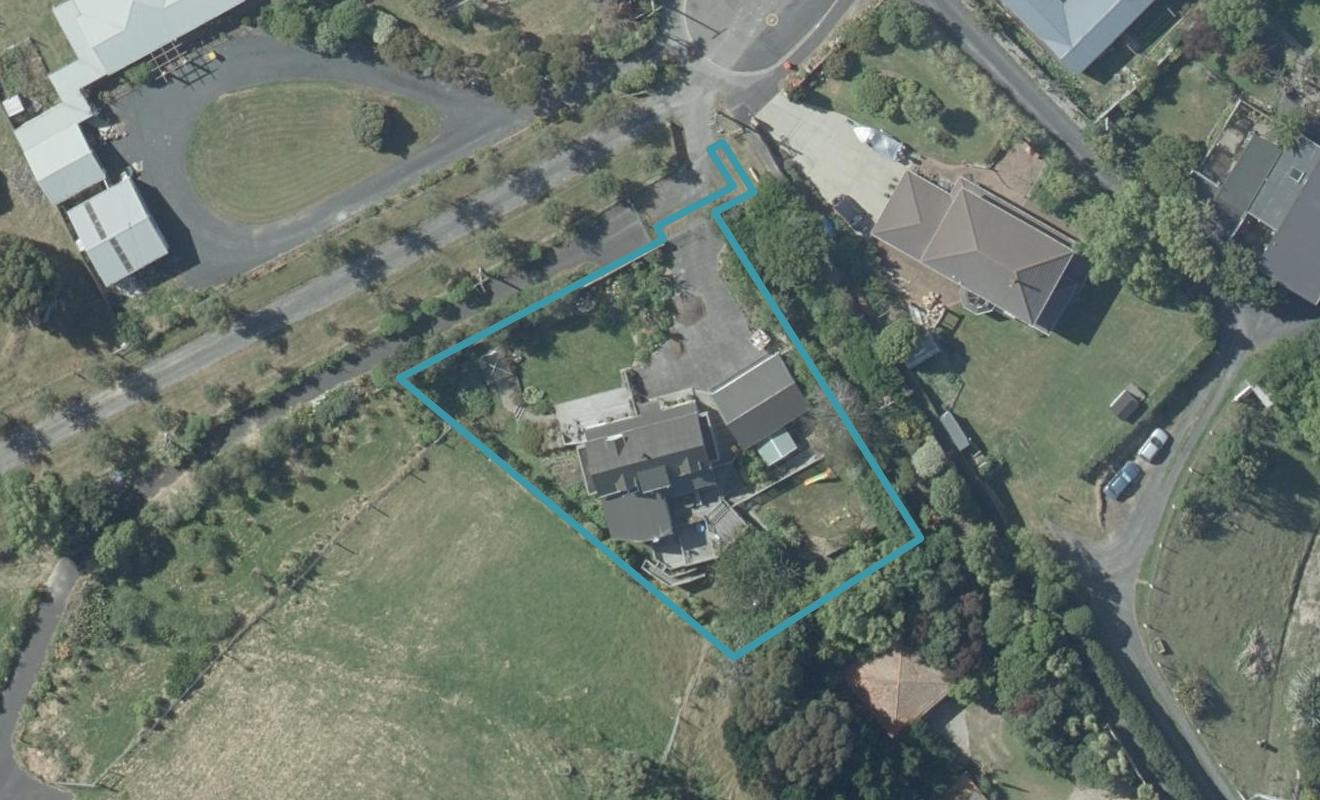 60 Bennett Road, Ocean View, Dunedin - Carousel 1