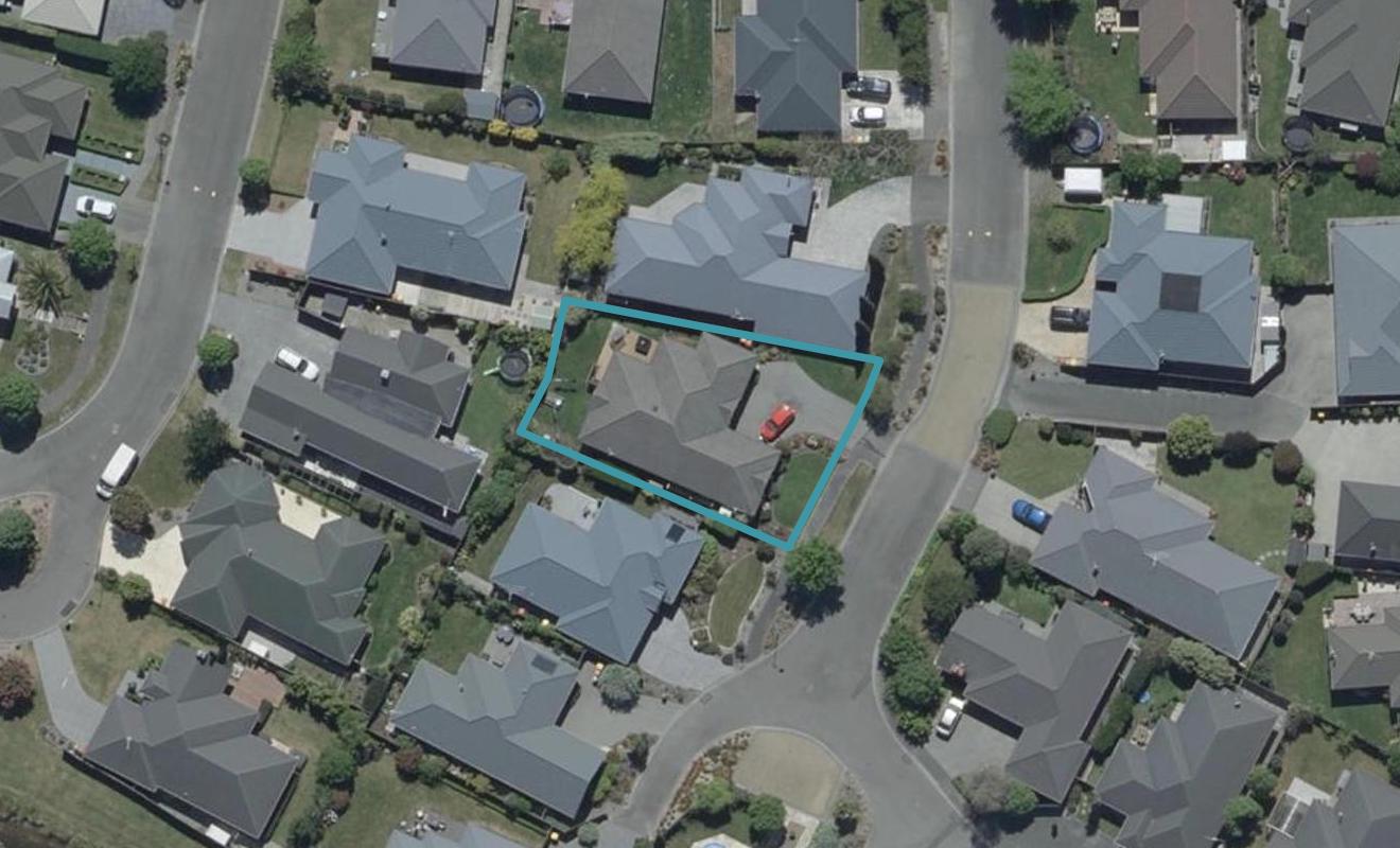 6 Hideaway Gate, Parklands, Christchurch - Carousel 1