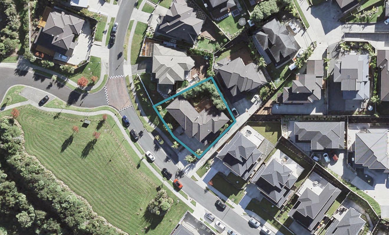 53 Travis View Drive, Fairview Heights, Auckland - Carousel 1