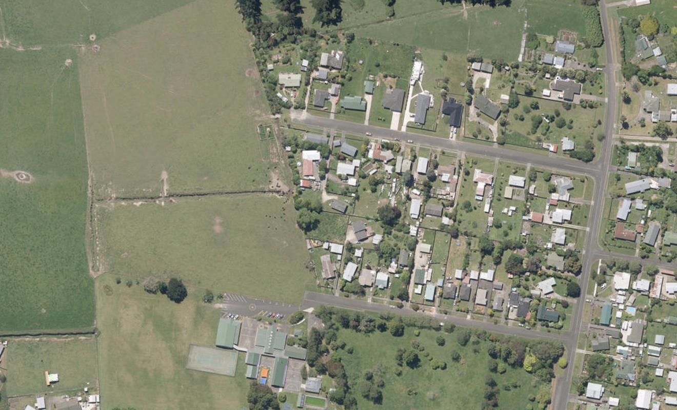 27 Lucknow Street, Aramoho, Whanganui - Carousel 1