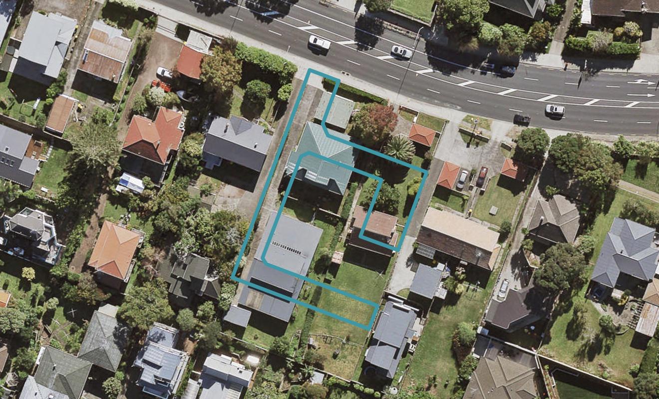8/12 Onewa Road, Northcote Point, Auckland - Carousel 1