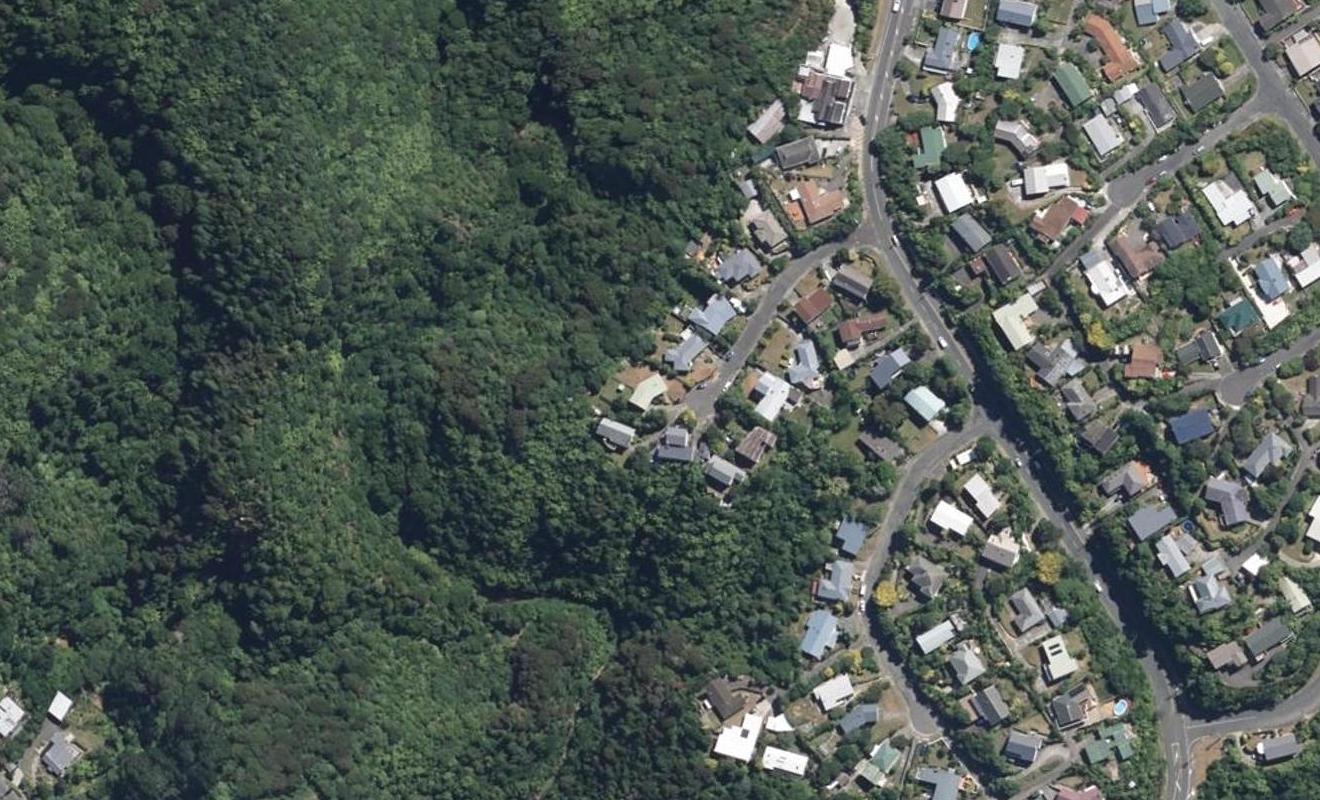12 Levin Grove, Kelson, Lower Hutt - Carousel 1