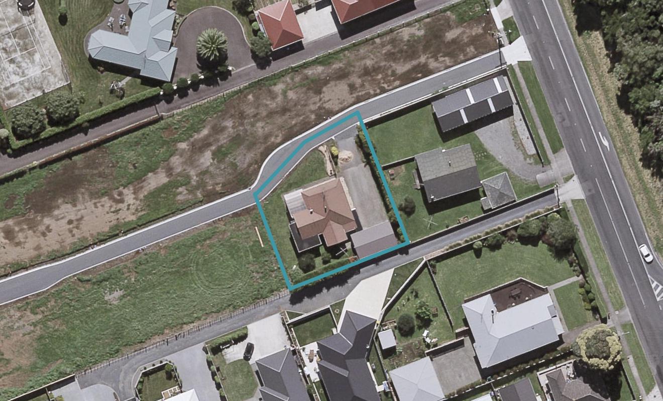 3 Terli Way, Glen Avon, New Plymouth - Carousel 1