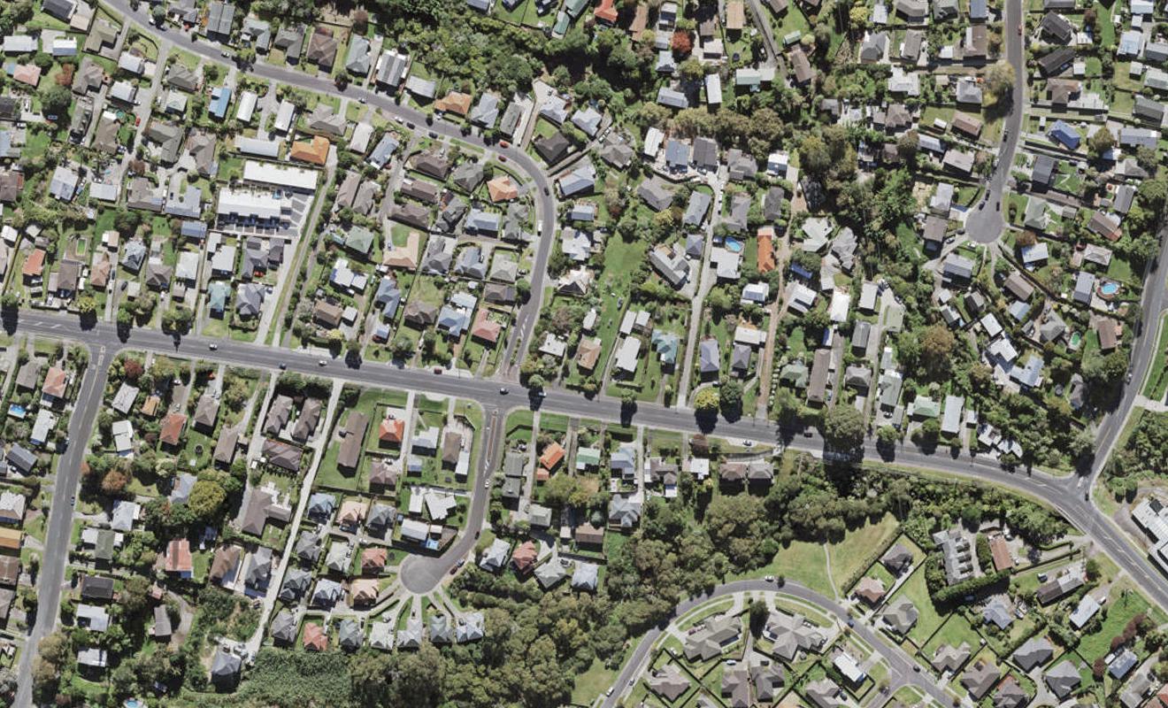 4/106 Triangle Road, Massey, Auckland - Carousel 1
