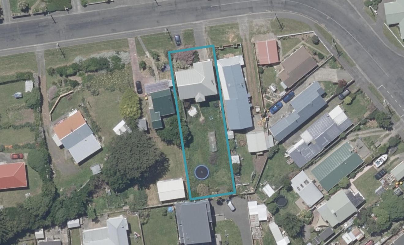 310 Tomahawk Road, Ocean Grove, Dunedin - Carousel 1